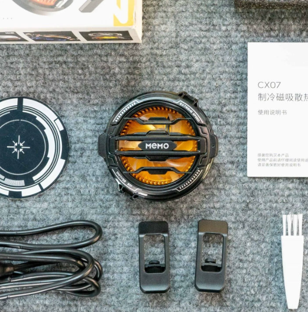 Ice-Cold Mobile Cooling Fan for PUBG