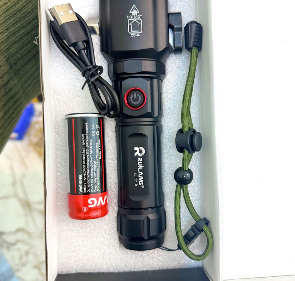 Rechargeable Hammer Safety Torch (1KM Range, 8800mAh)