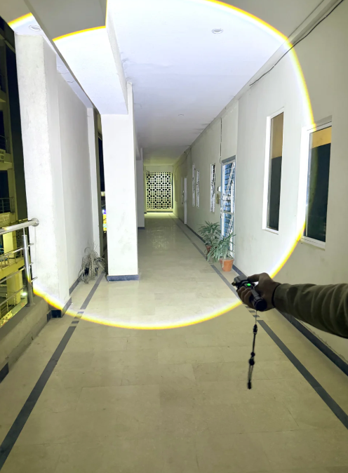 Rechargeable Hammer Safety Torch (1KM Range, 8800mAh)